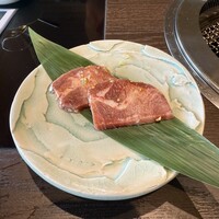 飛騨牛一頭家 馬喰一代 長良本家 - 