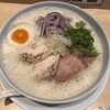 鶏白湯ラーメン ムツキ