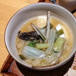 izakaya草 - 野菜たっぷりのみそ汁