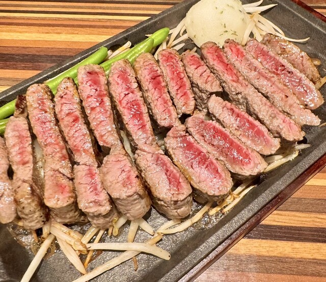 ステーキファイブと寿司六 大阪駅前第3ビル店 - 東梅田/ステーキ ステーキファイブと寿司六 大阪駅前第3ビル店 - 東梅田/ステーキ
