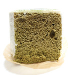 プティ・グラン - 焦がしシフォン 抹茶の断面 '13 6月中旬