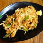 Thai Tom - Pad Thai (Chicken)
