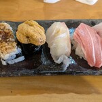 中央市場 ゑんどう - 一皿目、えんどう寿司の顔