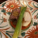 山玄茶 - 城陽イチジクの胡麻味噌和え、ローストビーフ