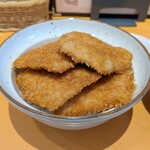 とんかつ太郎 - 4枚カツ丼