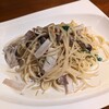ＫＯＫＯＰＥＬＬＩ - キノコと大葉のクリームソース