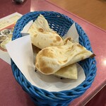 NAINA - ナンおかわり