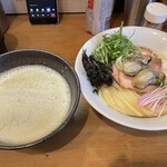 Ramen 辻 - 牡蠣と鶏の白湯つけ麺