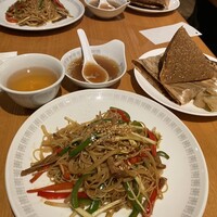 Az/ビーフン東 大阪店 - 