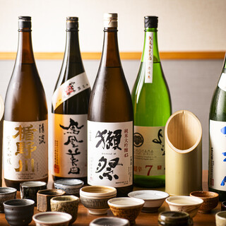 全国47種の日本酒を楽しむ◆お気に入りの信楽焼おちょこで堪能