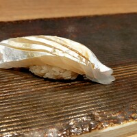 鮨 青海 品川店 - 真鯛昆布締め