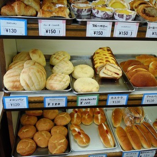 ラッキーベーカリー_2