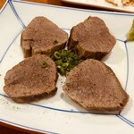 炭火焼肉 牛和鹿 - 