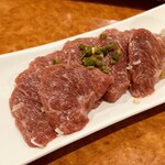 炭火焼肉 牛和鹿 - 