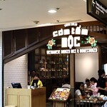 Cơm Tấm Mộc - ビンコムセンターの地下にあります