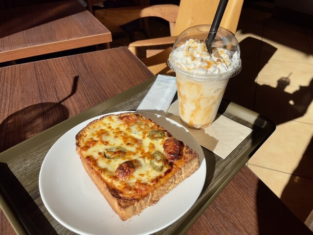 アンナカラーズコーヒー （Anna Colors COFFEE） - 難波（南海）/カフェ | 食べログ