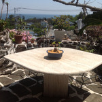 ガーデンカフェドットコム - お庭のテーブル