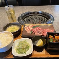 焼肉 ギュウトピア - 