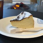 チカバキッチン - バスクチーズケーキ