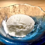 銀座 青天 - 器も冷たい