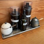 とんかつひなた - 卓上調味料
