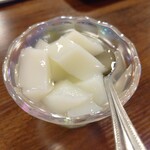 中華料理 東方 - 杏仁豆腐