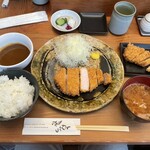 とんかつひなた - ロースかつ定食＋いちぼかつ＋ちょいカレー