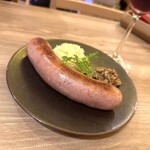 肉バル グリル＆バーベキュー プラチナミート - 特大自家製ソーセージ