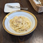 フワッティー カフェ - 腰塚ベーコンのカルボナーラ