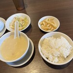 中国家常菜 燕郷房 - 