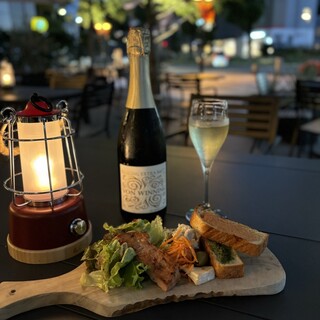 0次会OK！パン屋でサクッとパン飲みできます！