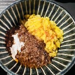 肉の変態集団 疾風ホルモン 久茂地本店 - ビーフシチュー（お通し）