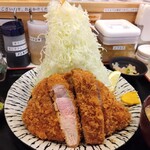 嬉嬉豚とんかつ 「君に、揚げる。」 池袋本店 - 