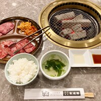 川崎名物 炭火焼肉 食道園 - 