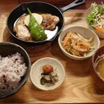 リザキッチン - 林SPFポークソテーはちみつレモンソースAセット