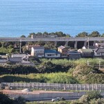 MERCURE HOTELS&RESORTS - ごめん・なはり線   電車が見えます