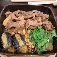 ざくろ 銀座店 - 国産牛ロースすき焼