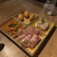 マヌエル タスカ ド ターリョ 丸の内店 - 