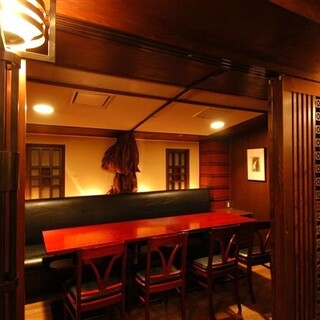 ◇非日常な空間◇歴史を刻んだクラシックな個室でご宴会・ご会食