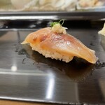 鮨屋 とんぼ - あじ