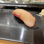 鮨屋 とんぼ - はまち