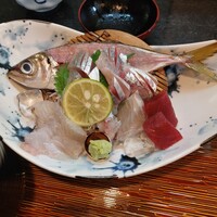 淡路島 さと味 - アジをメインにヒラメ・タイ・マグロ