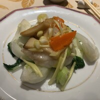 老香港酒家京都 - ハタと季節野菜の炒め物