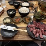 炭火焼肉みや - 240830炭火焼肉定食おまかせ（150ｇ）1500円