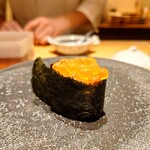 鮨 由う - イクラ軍艦