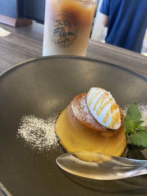 On Fleek Cafe photo 2