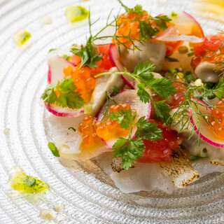 店内手打ちのパスタやタリオリーニ、初来店ではコースがおすすめ