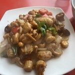 中華飯店 - 腰果鶏丁(鶏肉とカシューナッツ炒め)