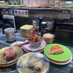 回転寿司 根室花まる 銀座店 - 