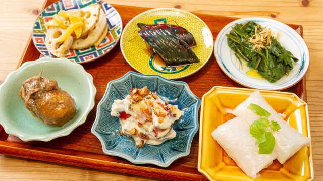 食卓とワイン 豆皿小皿のご予約 - 神戸三宮（阪急）/居酒屋 | 食べログ